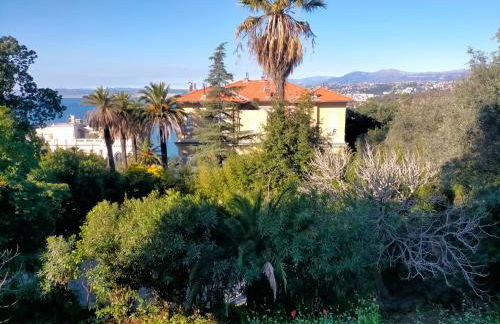 L'Essentiel à Nice - Foto 1