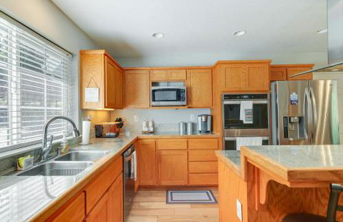 Near Dtwn Twain Harte Home with Furnished Deck! - Photo 8