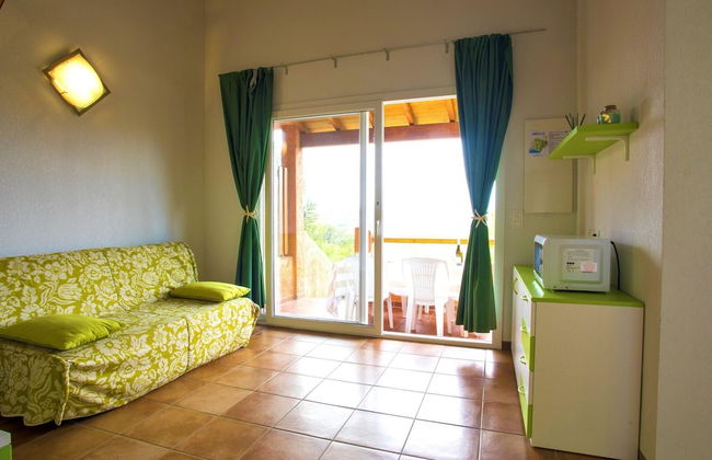 Apartment in Pinarellu Near Beach & Pool - Foto 15