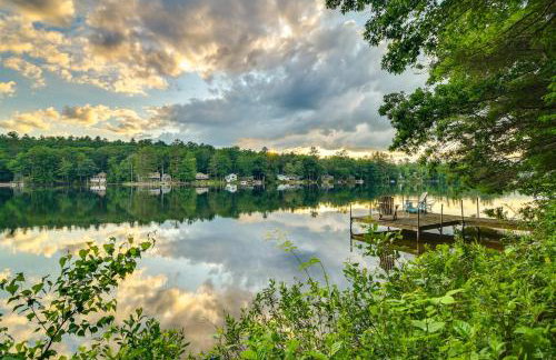 Waterfront Escape with Kayak, Paddle Boards, and Sauna - Foto 1