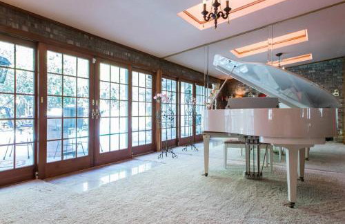 Little Slice of England in Texas - Foto 39