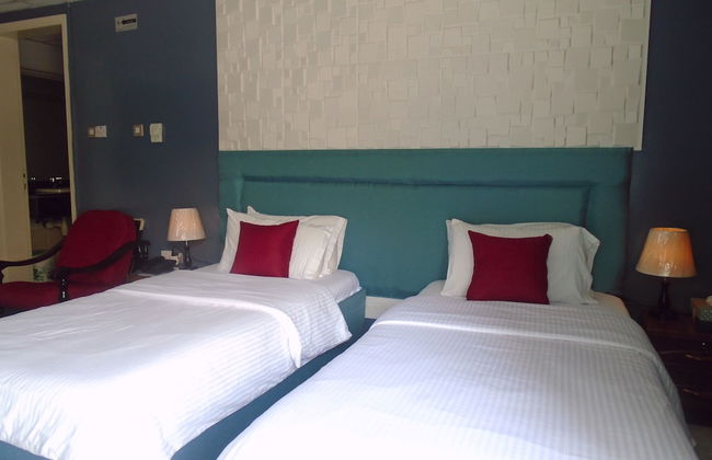 Sky Hotel Apartments - Foto 12