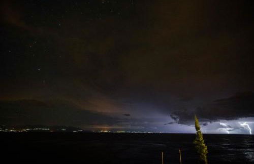 Infinity Blue Villa - Photo 3