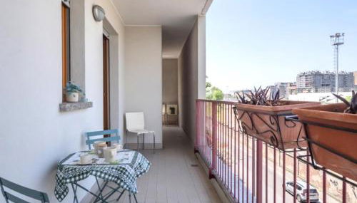 Spazio Breda - Free Parking, Private Garage, Metro M1, Balcony, 4 Guests - Foto 2