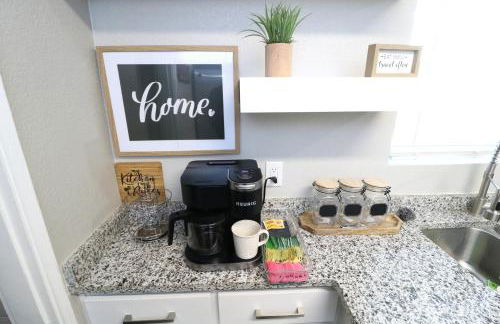 Renovated Stay, Parking, Near DT & Airport - Foto 15