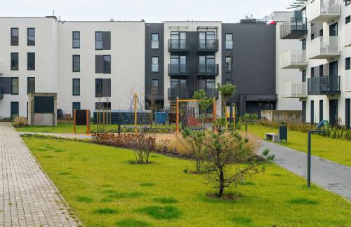 Prestigious Apartment with Terrace and Parking Close to the Airport Poznań by Renters Prestige - Foto 23