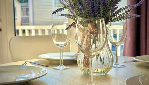 Marton Mere - 3 Bedroom Caravan- by Holiday Homes - Foto 5