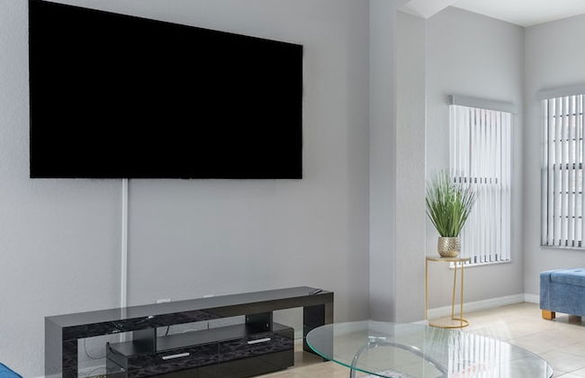 Poolside Serenity Near Disney World 4 Bedroom Home by RedAwning - Foto 20