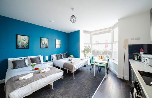 Open Mind Property - Apartment with 2 Double Beds - Photo 2