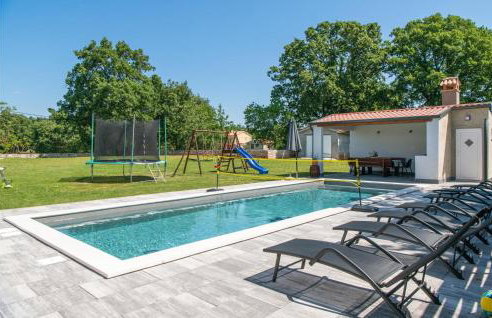 6 Bedroom Beautiful Home In Nedescina - Foto 2