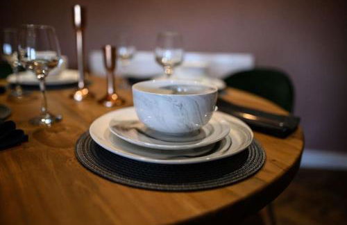 The Coach House at Wenvoe Manor, Cardiff - Photo 18