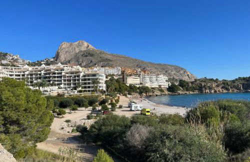 Precioso apartamento con piscina, vistas a mar - Foto 26