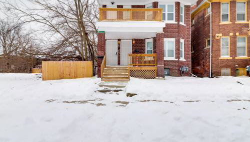 Modern Updates and Great Location! Detroit Duplex - Foto 3