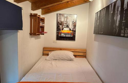 Attico Florian Vesio by Gardadomusmea - Foto 16