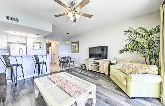 Oceanfront Panama City Beach Condo w/ Pool Access - Foto 27