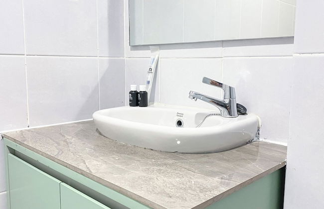 Cozy Living And Homey 2Br Tokyo Riverside Pik 2 Apartment - Photo 9