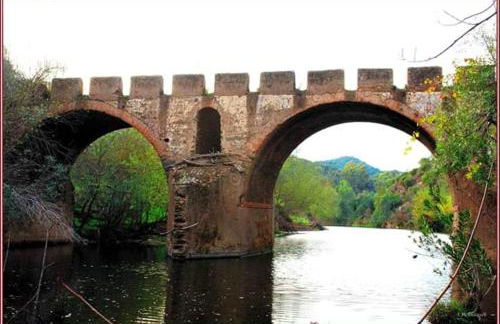 Charming house with mountain view in Encinasola, fireplace - Photo 23
