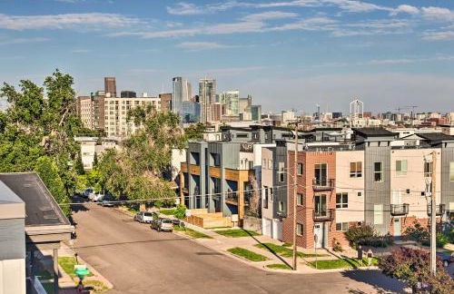 Modern Denver Townhome with Rooftop Terrace! - Foto 2
