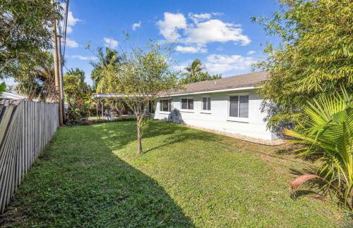 Beach Retreat Downtown Hot Tub - Foto 25