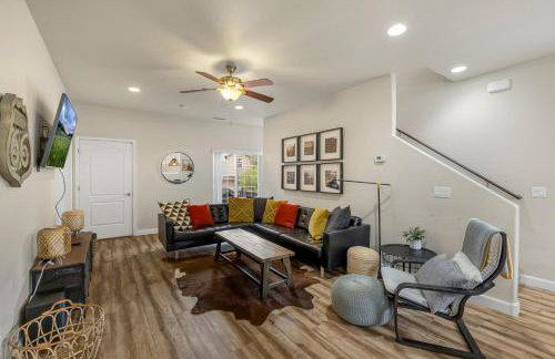 Mountain Peaks Getaway 4BR4BA Pet-Friendly Central AC Near Downtown Trails - Foto 6