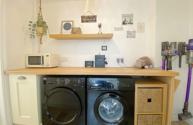 Captivating 2-bed Cottage in Roker Sunderland - Photo 10