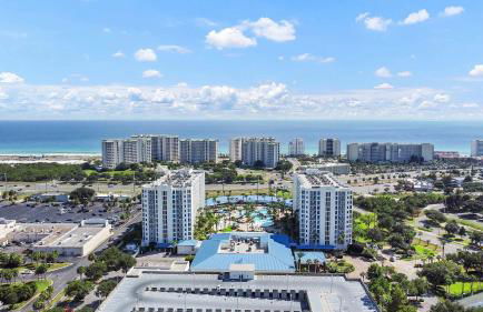 Coastal Haven Pools Restaurant & Beach Shuttle - Foto 59