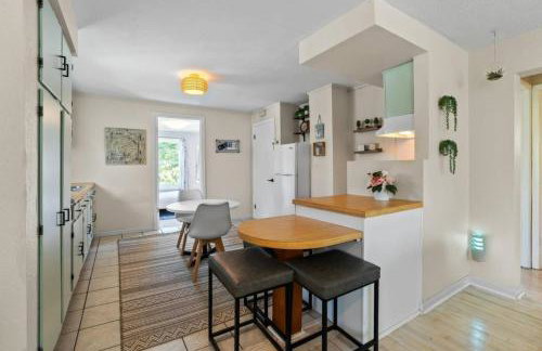 Walk to the Beach! - Free Parking - Fire Pit - Photo 40