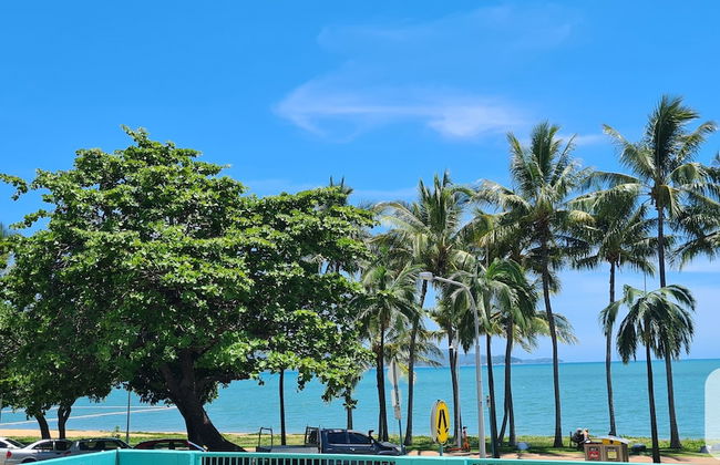 Emthree Seaside Apartments - Photo 19