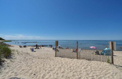 Less Than 1 Mile to Beach with Custom Fire Pit - Foto 24