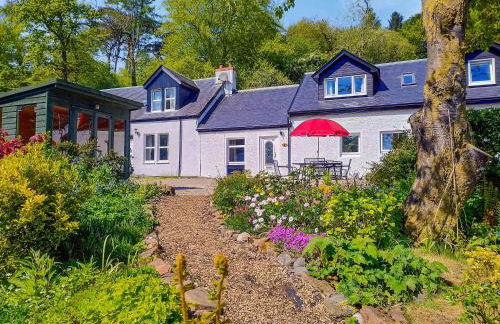 Old Steading - Photo 1