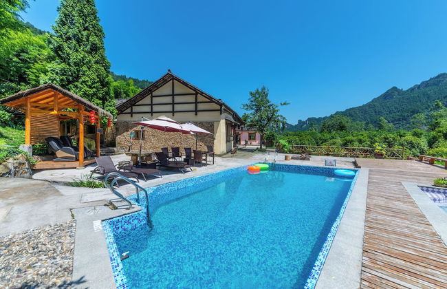 Glass Inn - Photo 27