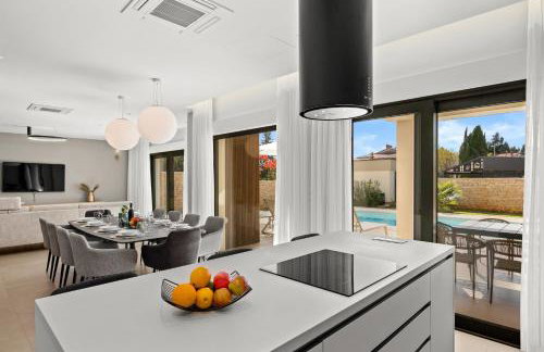 Luxury Villa del Sol - heated Pool & Hot tub - Foto 7