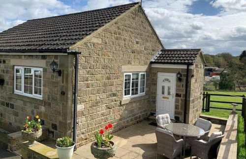 Cherry Blossom Cottage in Kettlesing - Photo 3