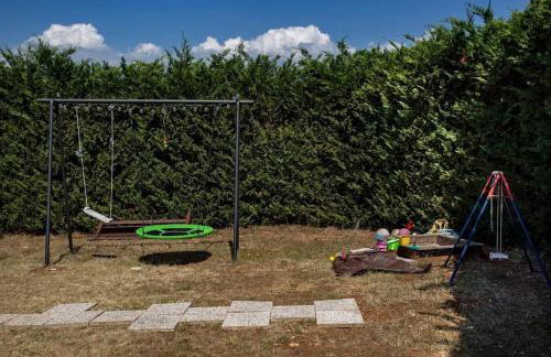 Apartments Holliday house Leylandia - Photo 20