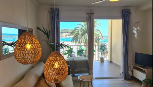 Beachfront, Sea views, Terrace and Parking! - Foto 3