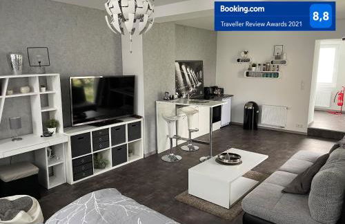 W1 - Kontaktloser 24h CHECK IN, W-LAN, Netflix, Parkplatz, Küche, Boxspring-Bett - Foto 2