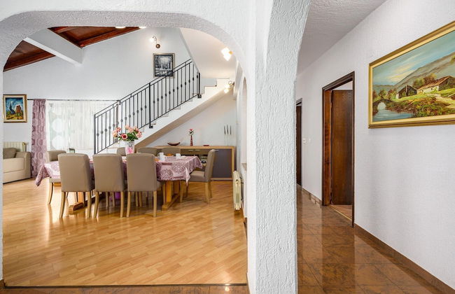 Scenic Villa With Private Garden - Foto 29