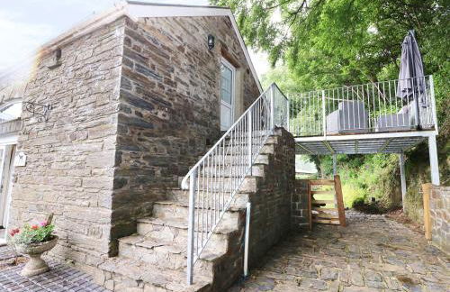 Loft Apartment - Photo 18