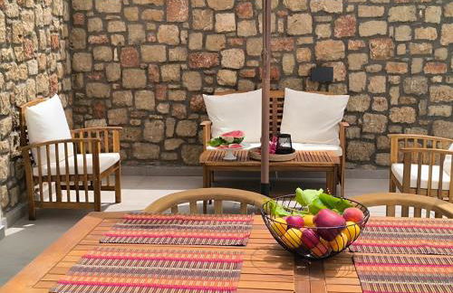 Valantina's & Mannouel Lardos Luxury Villas - Photo 5