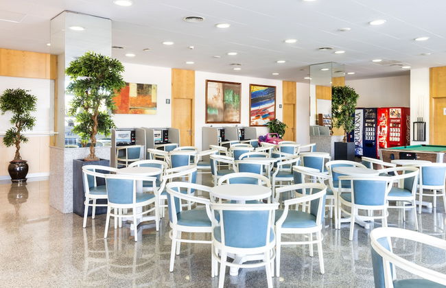 Apartaments Condado - Photo 4