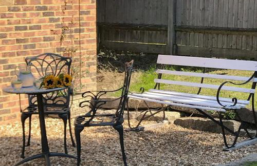 Reeds Farmhouse - Photo 12