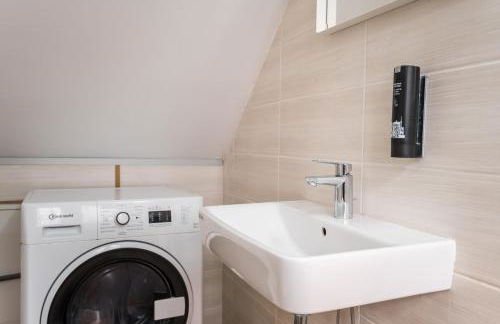 2 Bedroom Apartment in convinient location - Photo 20