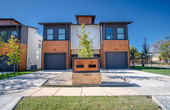 Spectacular 3 BR 2 5 BA Apt Near Downtown - Foto 1