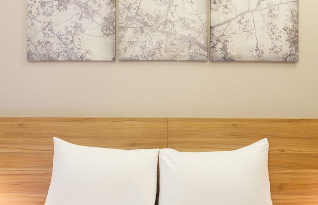 Modern Studio @ Mustika Golf Apartment - Photo 3