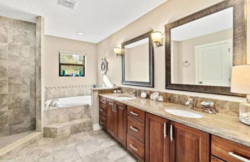 Florida Space Coast Waterfront Retreat - Foto 34