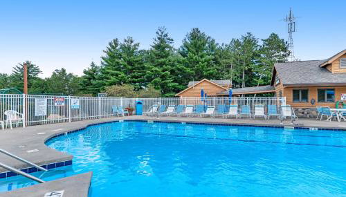 Condo On the Green - Foto 4