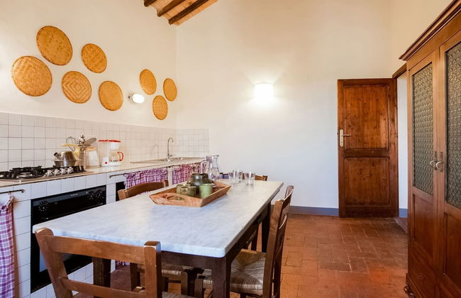 Rustic Farmhouse in Terricciola - Foto 9