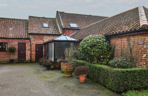 Winston Lodge - Photo 1