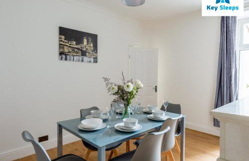 NEW Four Bedroom House By Keysleeps Short Lets Workington Contractor Leisure Beach Location Lake District - Foto 2