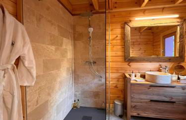 Chalet Le Montagnard SPA & SAUNA - Lits faits - Serviettes - Peignoirs - Ménage inclus - Foto 2